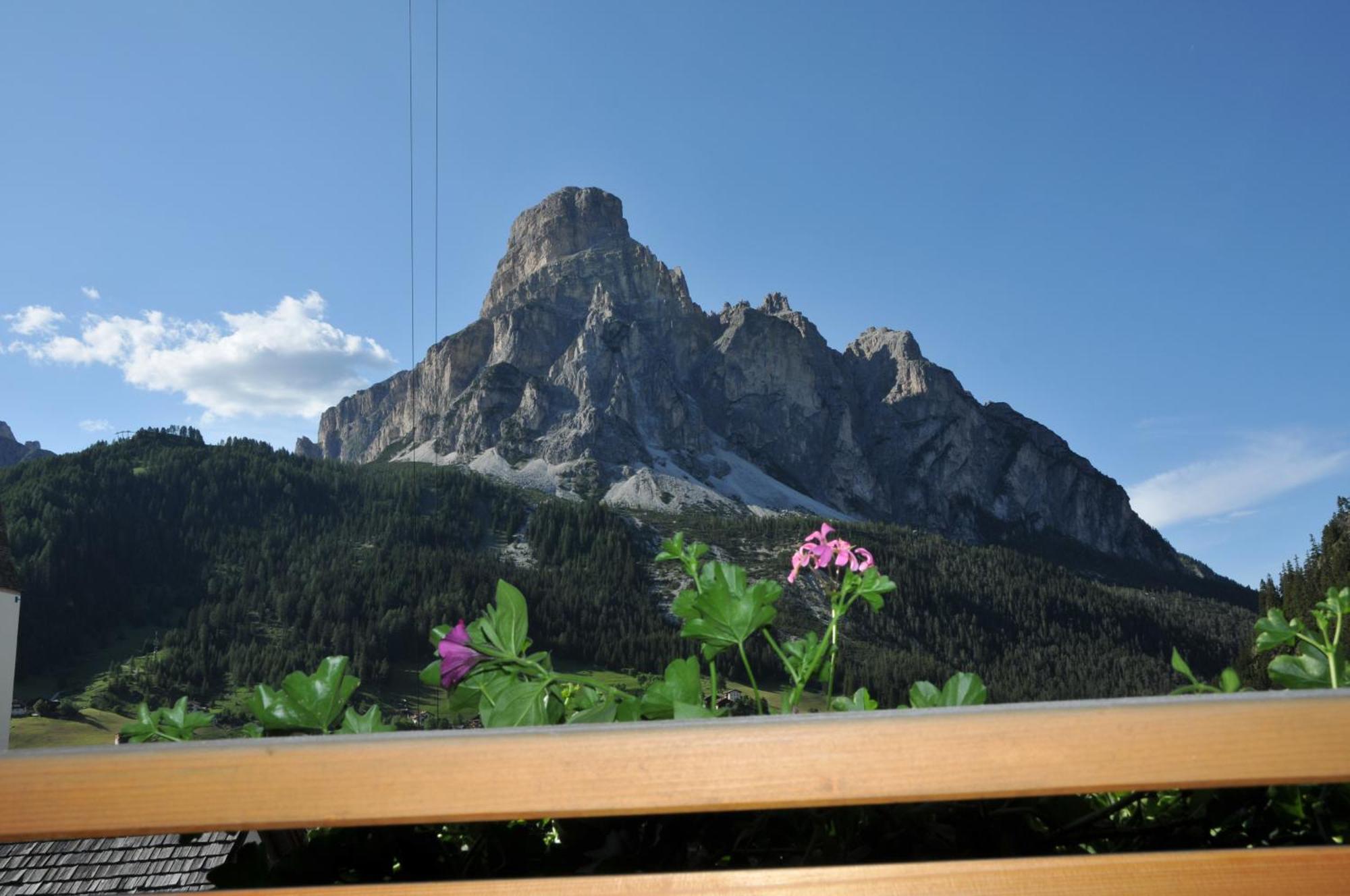 Chalet Madrisa コルヴァーラ・イン・バディーア エクステリア 写真