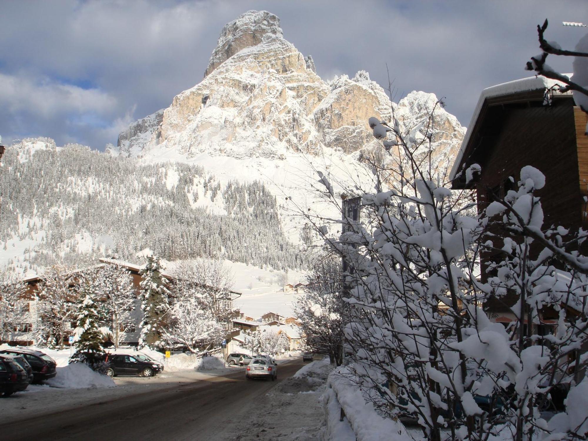 Chalet Madrisa コルヴァーラ・イン・バディーア エクステリア 写真